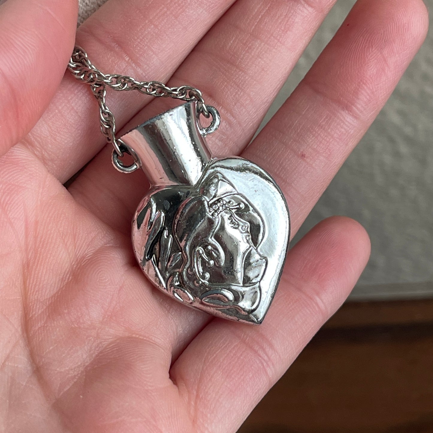 Art Nouveau Necklace Heart Perfume Vase Pendant Vessel Silver Tone