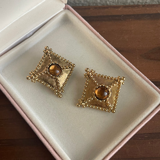Oscar De La Renta Amber square clip on earrings