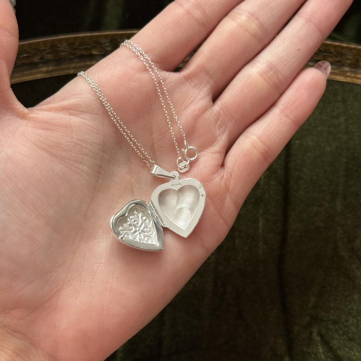 Vintage 925 Silvertone locket