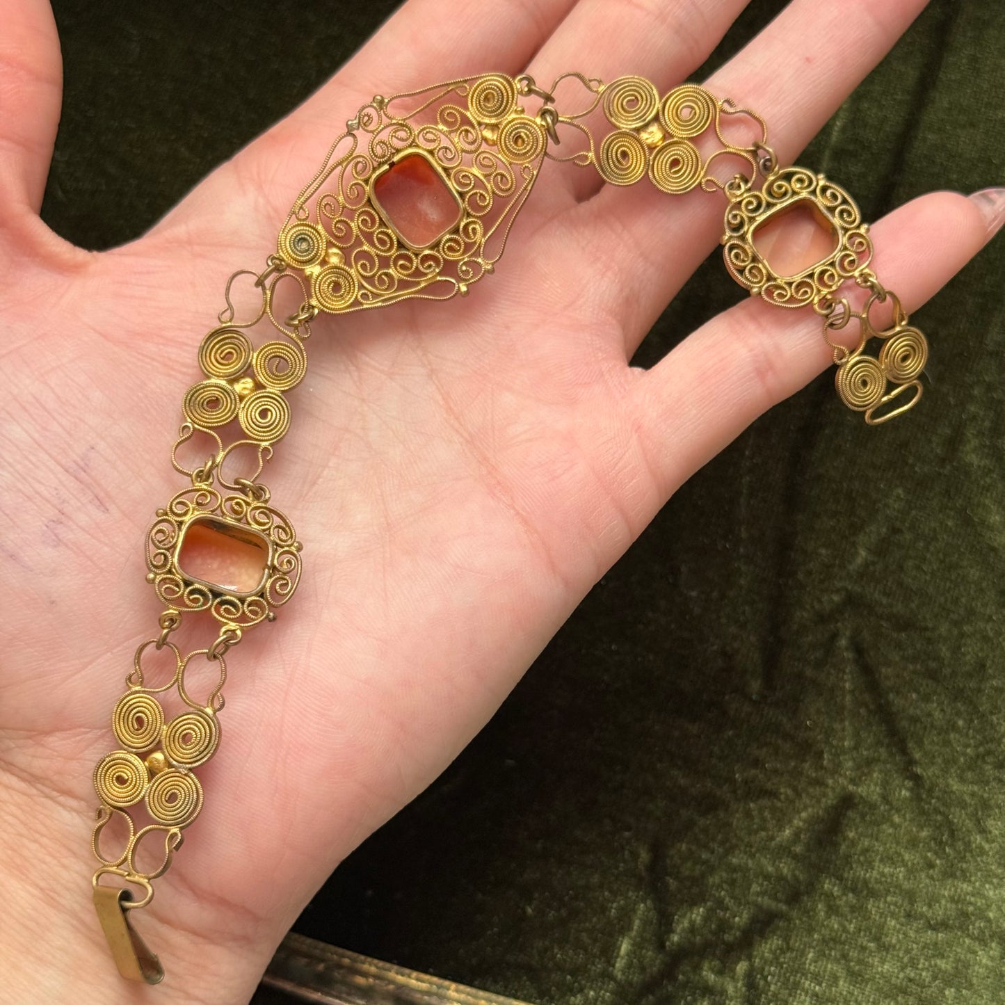 Vintage Filigree Shell Cameo Necklace & Bracelet set