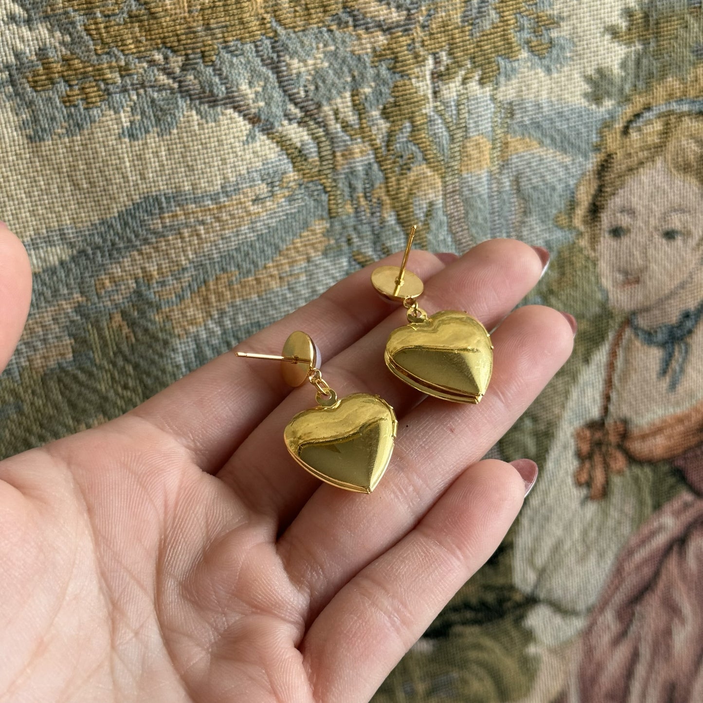 Vintage Style Heart Shaped Love You Locket Post Earrings