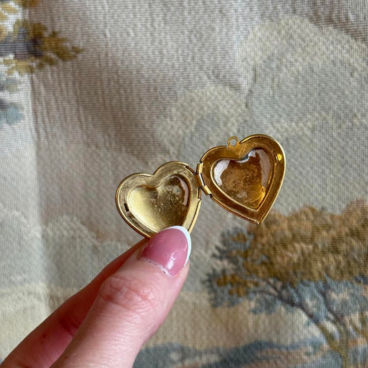 Vintage Metal Gold Heart Locket Pendant