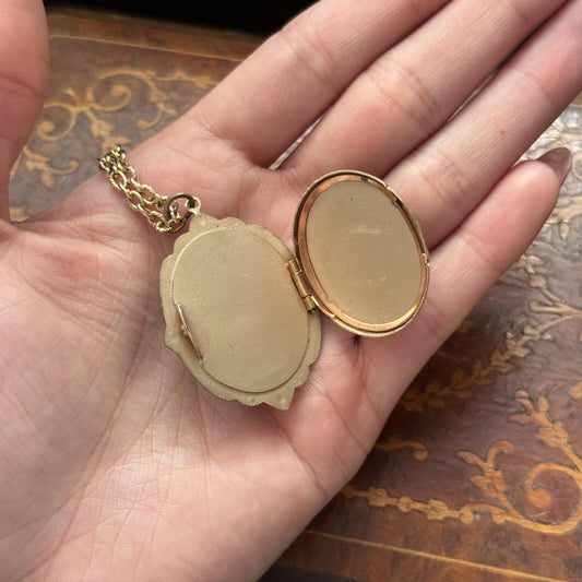 Vintage Black and Gold Cameo Locket Necklace