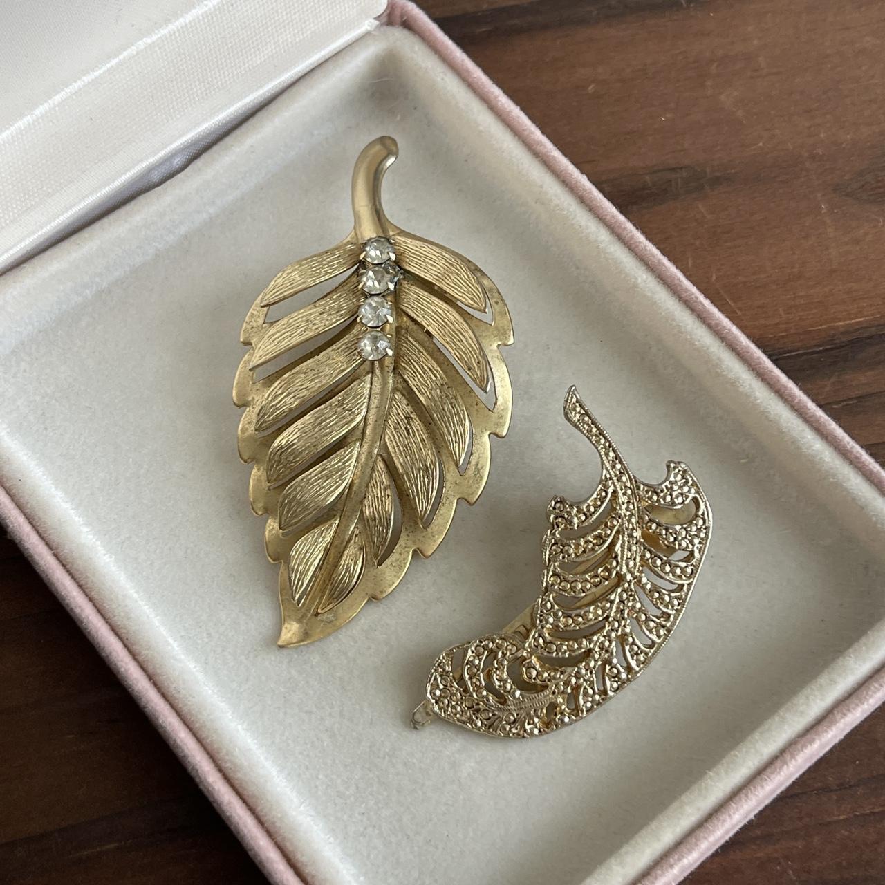 Vintage gold tone Hair clip pieces Set