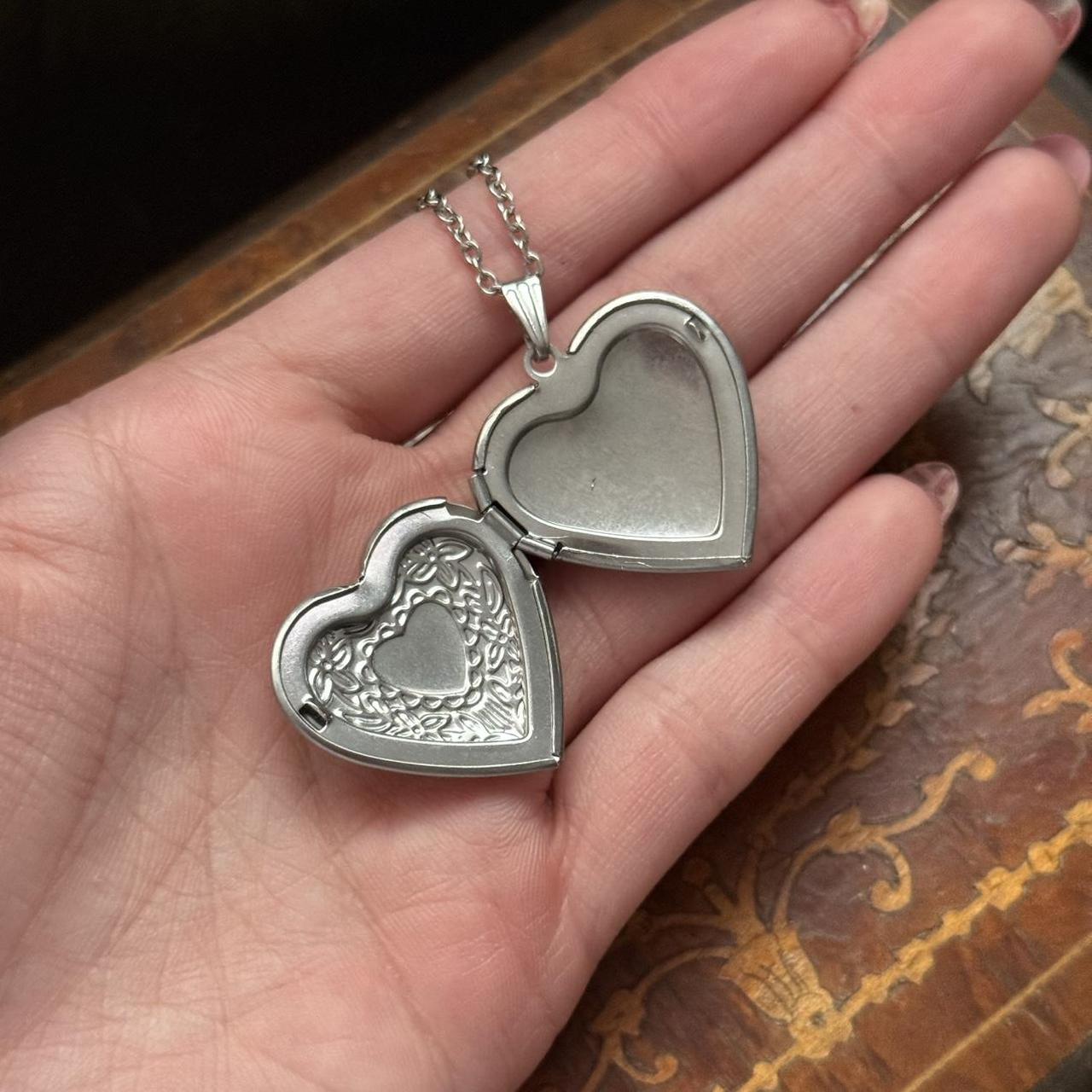 Vintage Style Silver Tone Heart Locket Necklace