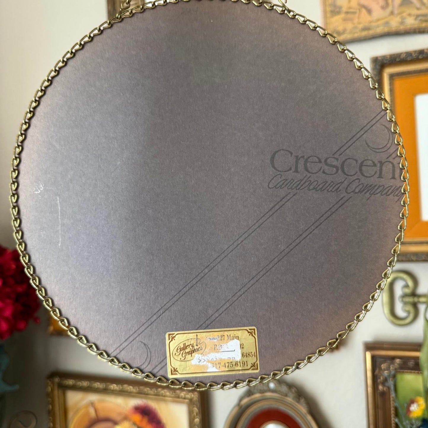 Vintage Circle Chain Frame with Print