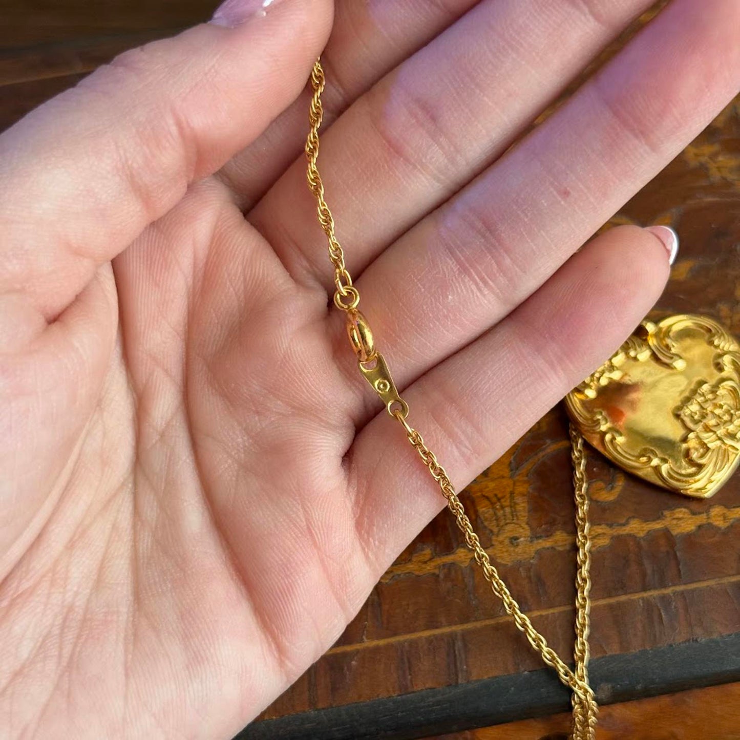 Vintage Gold tone Heart Shape "Love" Pendant Necklace