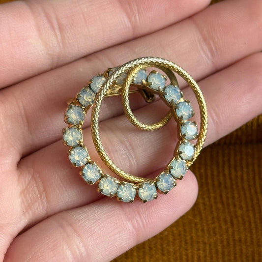 Gold-tone rope-textured double circle design brooch