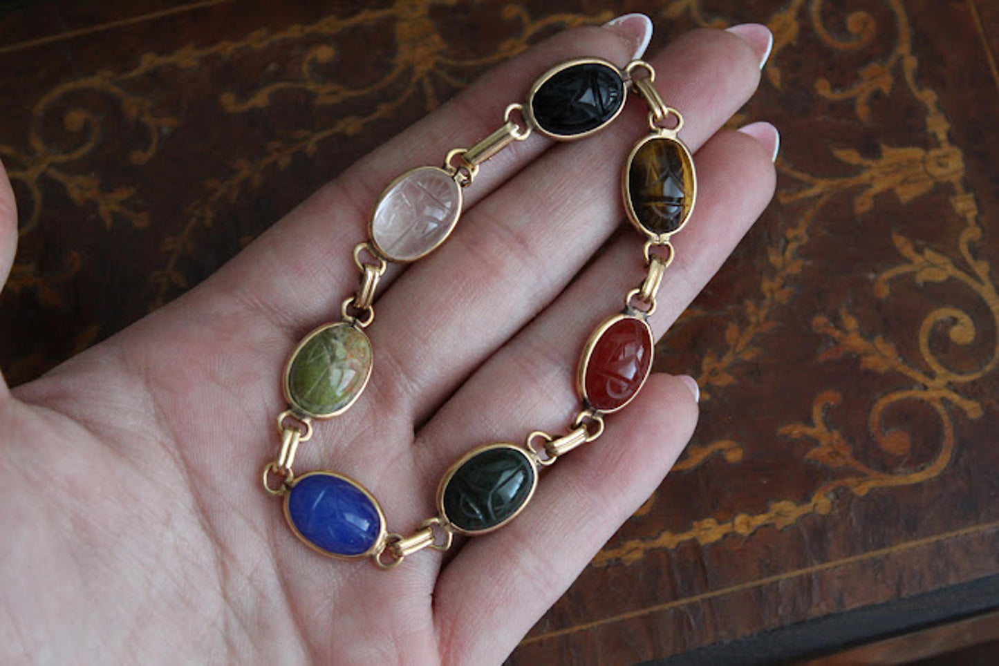 Vintage Mid Century Gold Tone Carved Gemstone Scarab Bracelet