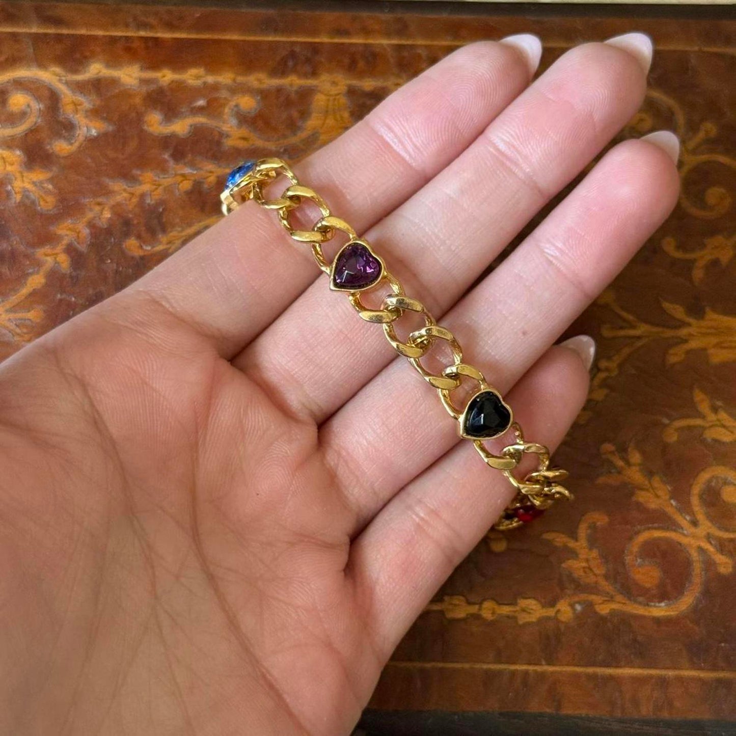 Vintage Gold tone Glass heart bracelet