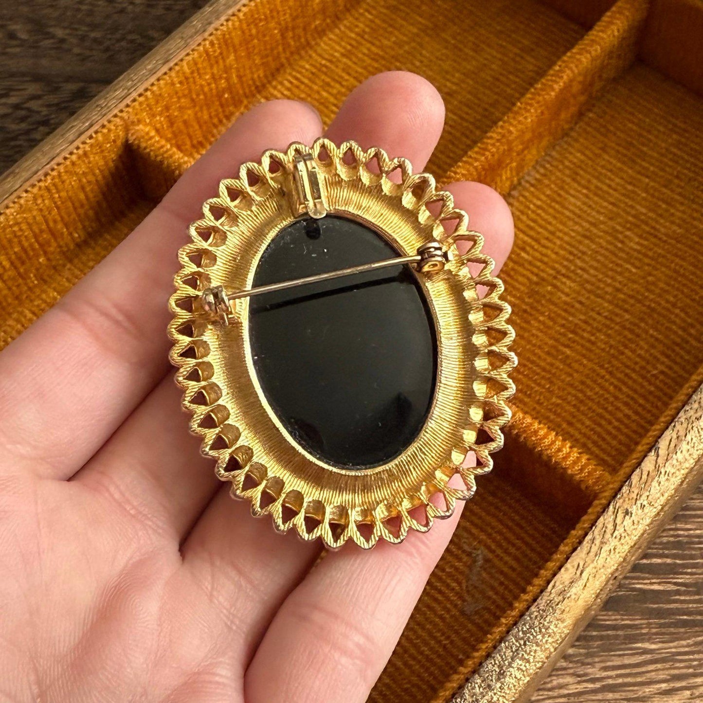 Vintage Greco-Roman Style Intaglio Brooch with rhinestones