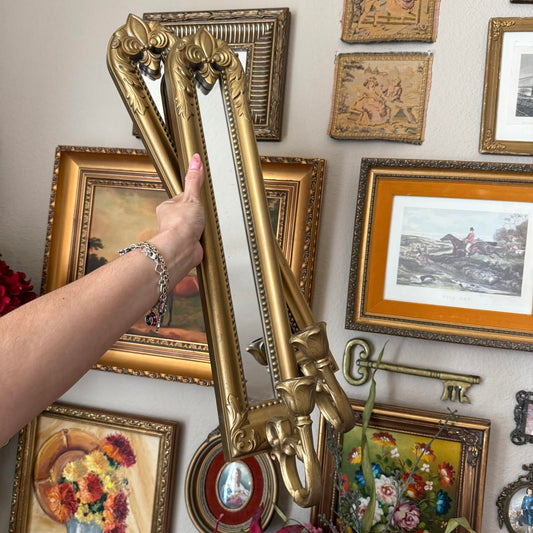 Vintage Gold Mirrored Wall Pillar Candleholders