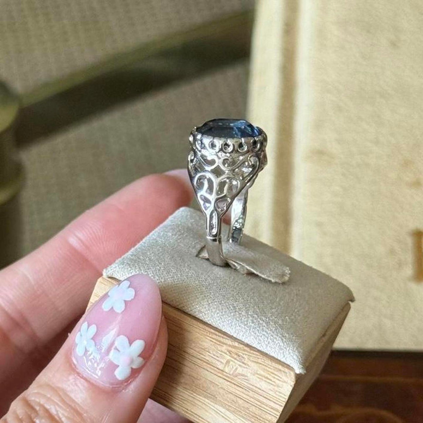 Vintage Silver tone Electroplated Blue Sapphire faux Glass Ring