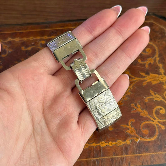 Vintage Silvertone Engraved Flowers Underlay Mesh Bracelet