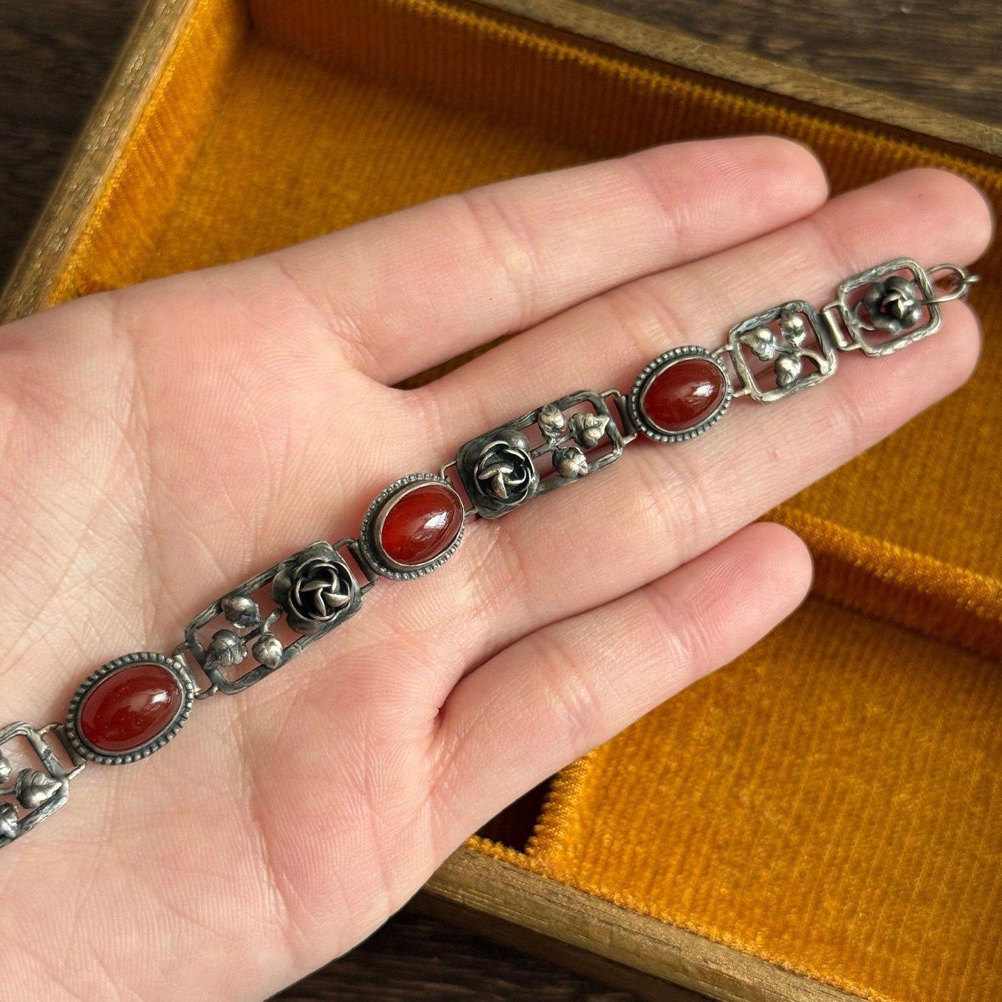 Vintage Sterling Silver & Carnelian Floral Bracelet – Made in Germany