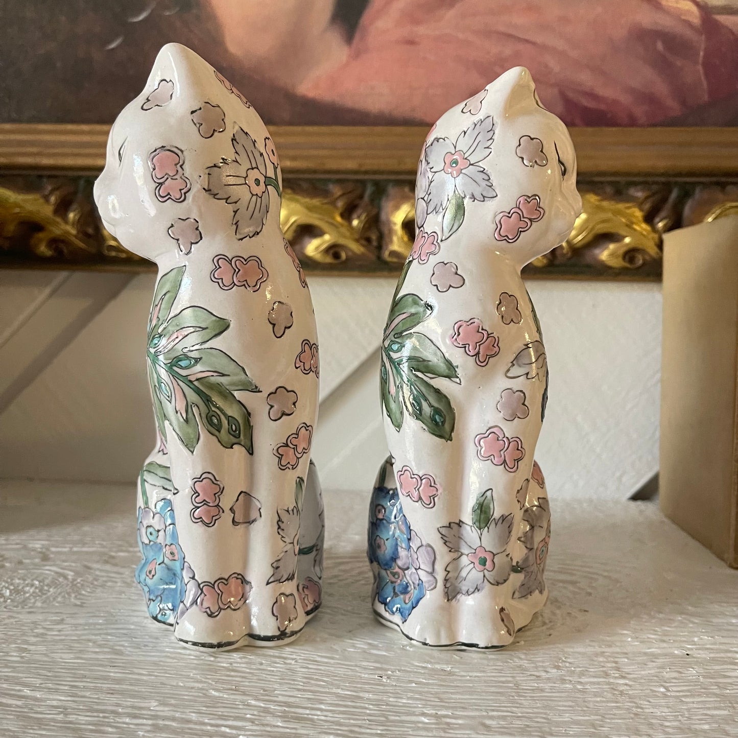 Chinese Oriental Pottery Cat with Flowers