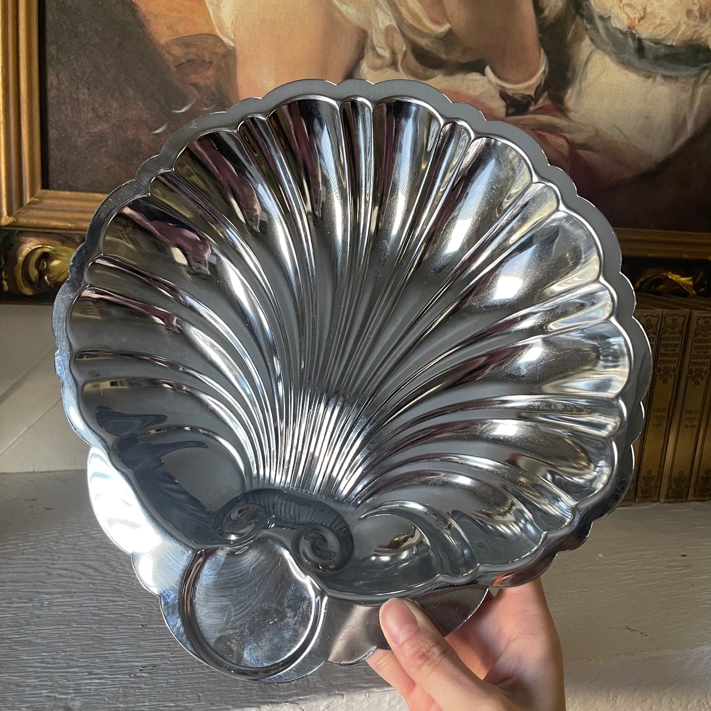 Shelton Ware chrome-plated clam shell bowl