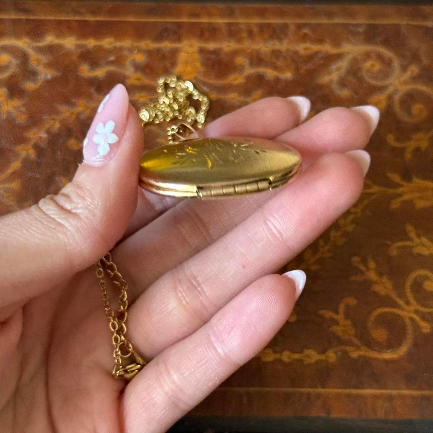 Vintage Bird engraved Locket necklace