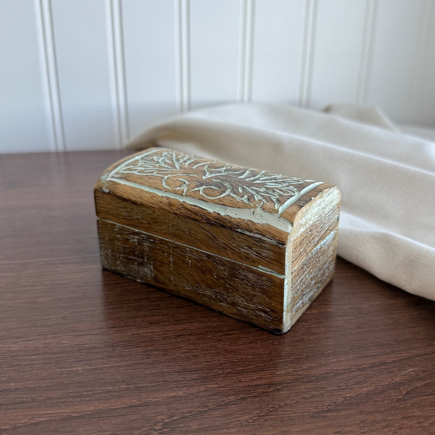 Inlay wooden treasure box