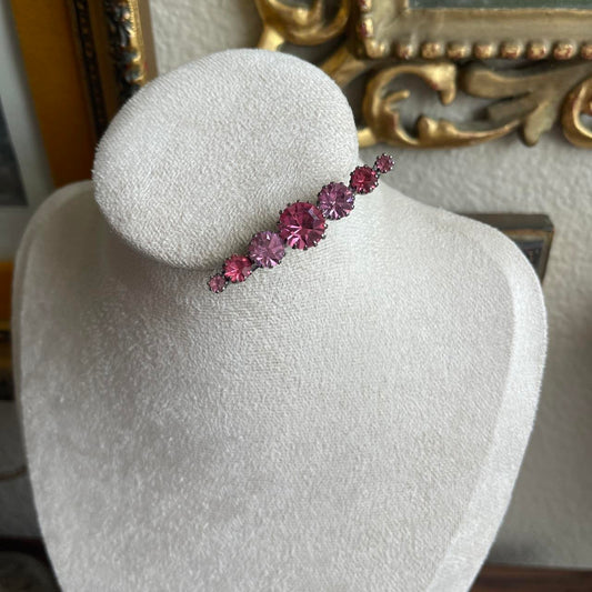 Vintage pink glass rhinestone silver tone brooch