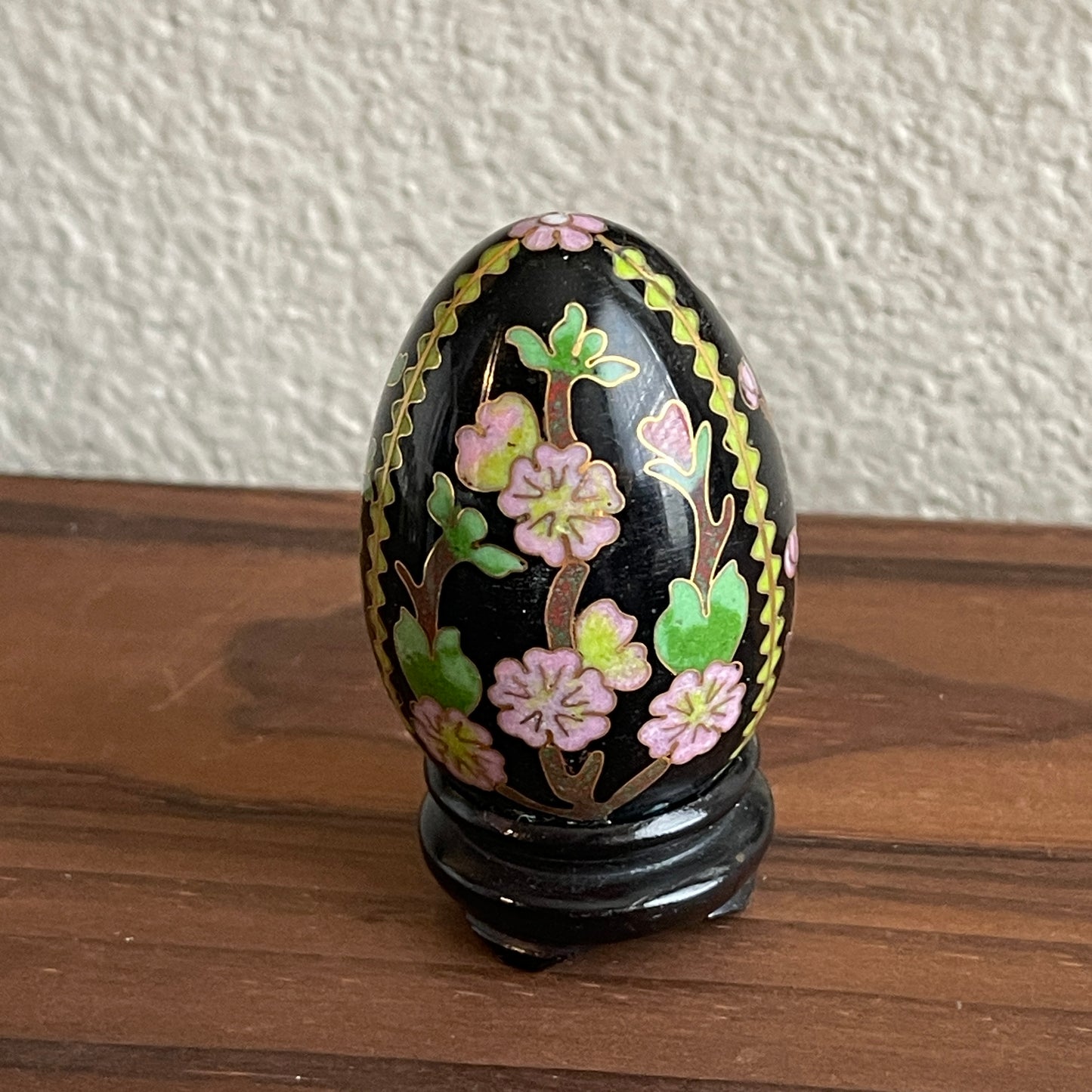 Vintage Cloisonné floral design Chinese ceramic egg