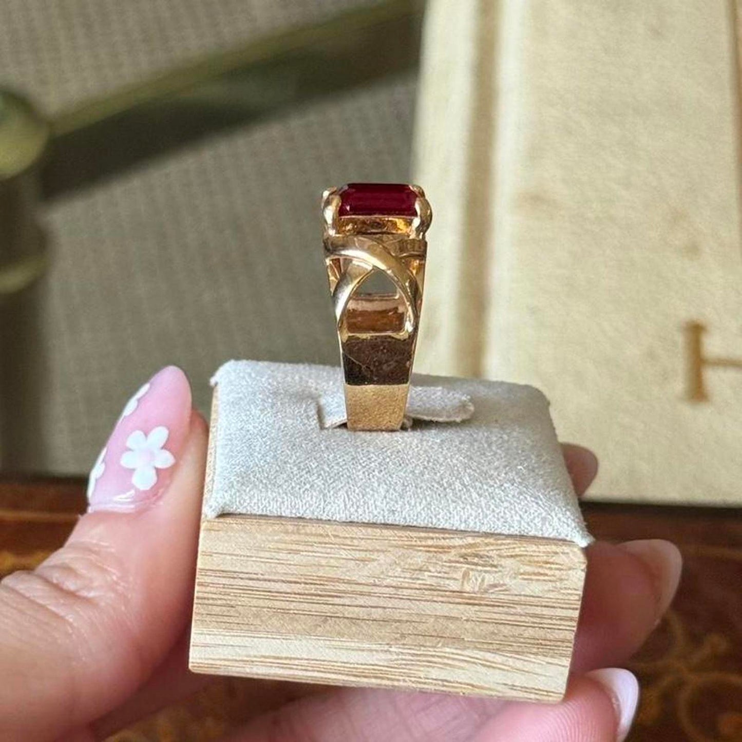 Vintage Gold Electroplated Red Ruby faux Glass Ring