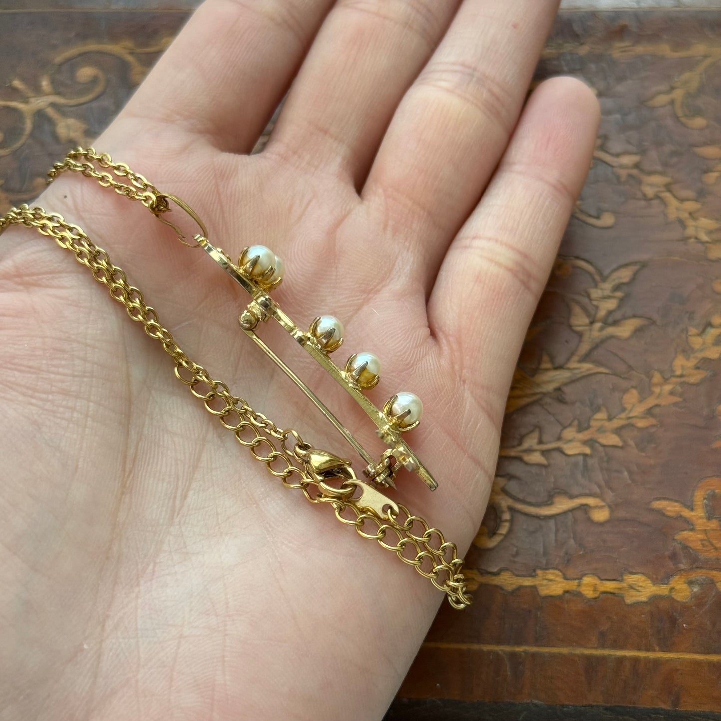 Vintage Faux Pearls key Brooch Necklace