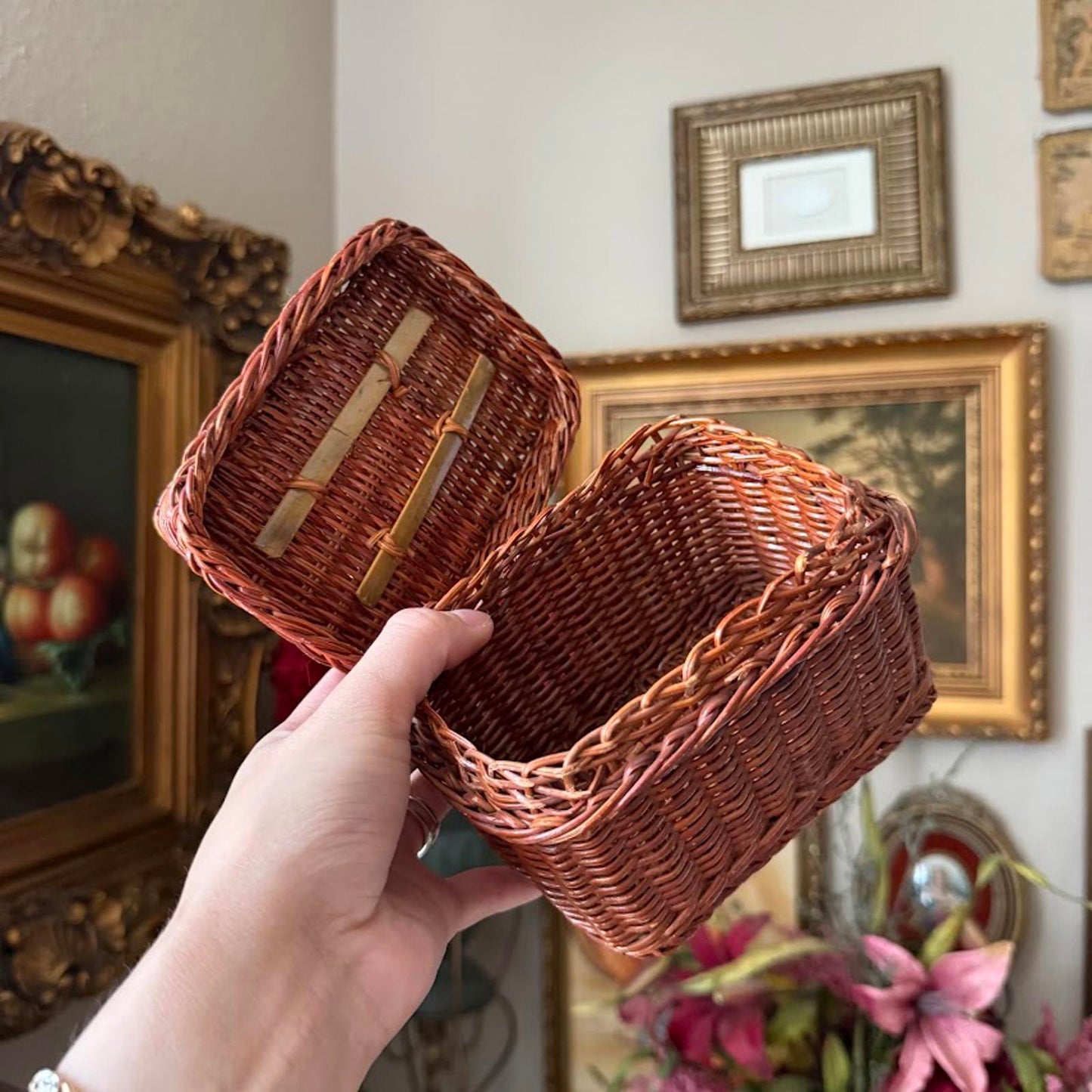 Vintage Wicker Picnic Basket