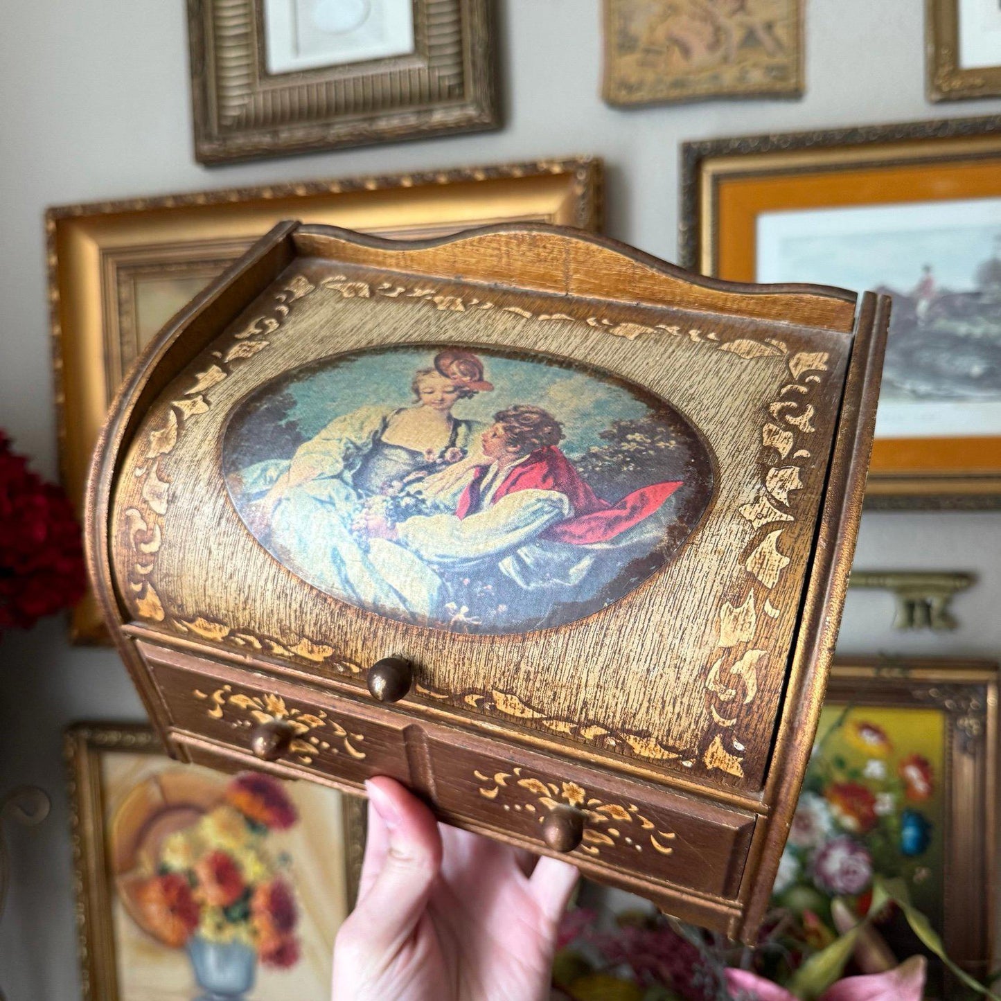 Vintage Gold Wooden Jewelry Box Romantic Couple