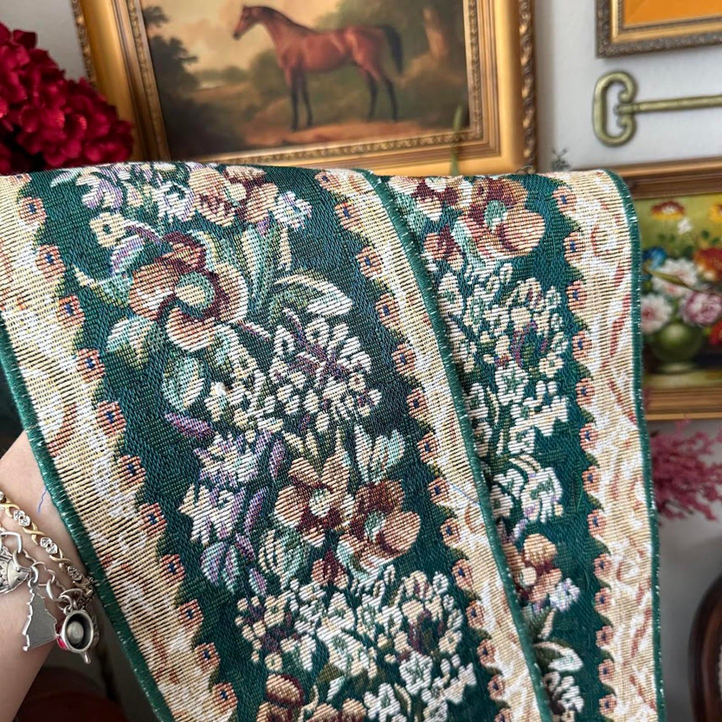 Vintage Green Tone Wall Tapestry Set