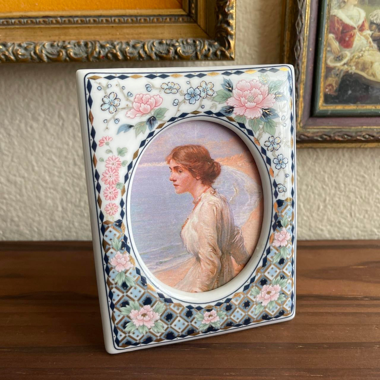 Vintage ceramic floral table picture frame