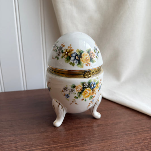 Vintage hinged ceramic footed Egg trinket box