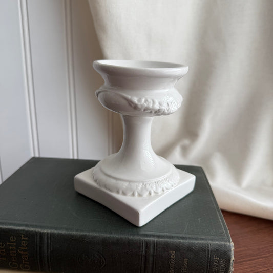 Vintage ceramic detailed pedestal candle holder