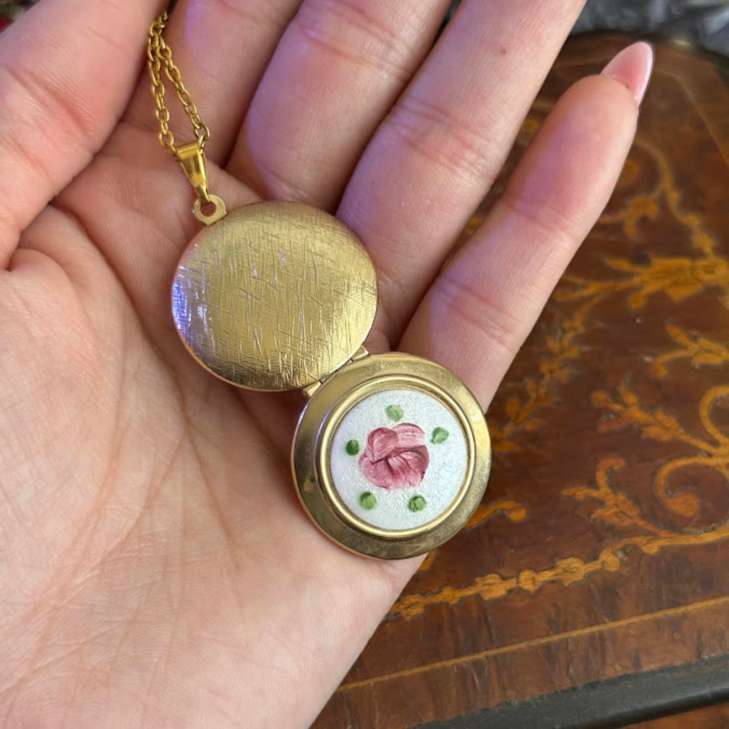 Vintage Gold Tone White Flower Guilloche Enamel Locket