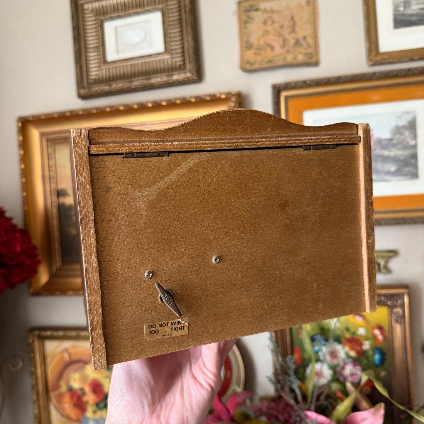 Vintage Gold Wooden Jewelry Box Romantic Couple