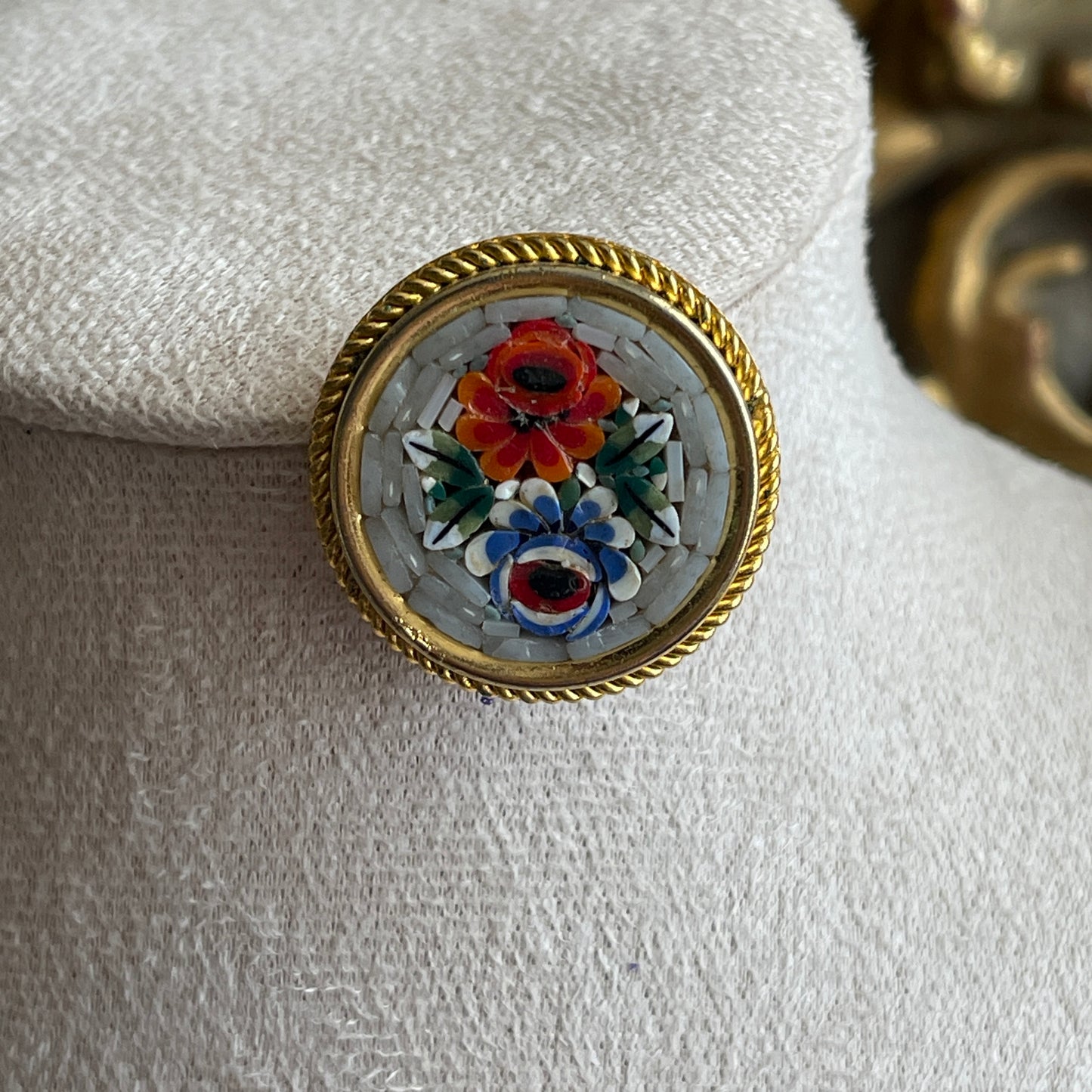 Antique Vintage Italy Micro Mosaic Round Flower Pin Brooch