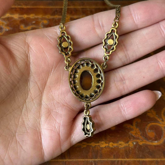 Vintage Victorian Art Deco style Glass Cameo Necklace
