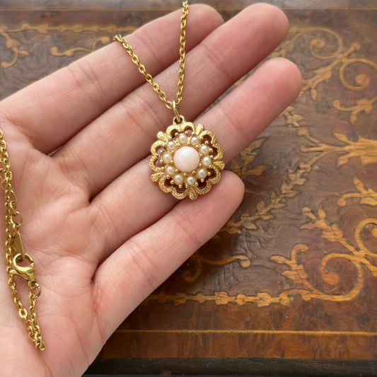 Vintage Sarah Cov Pink & Gold Faux Pearl Necklace