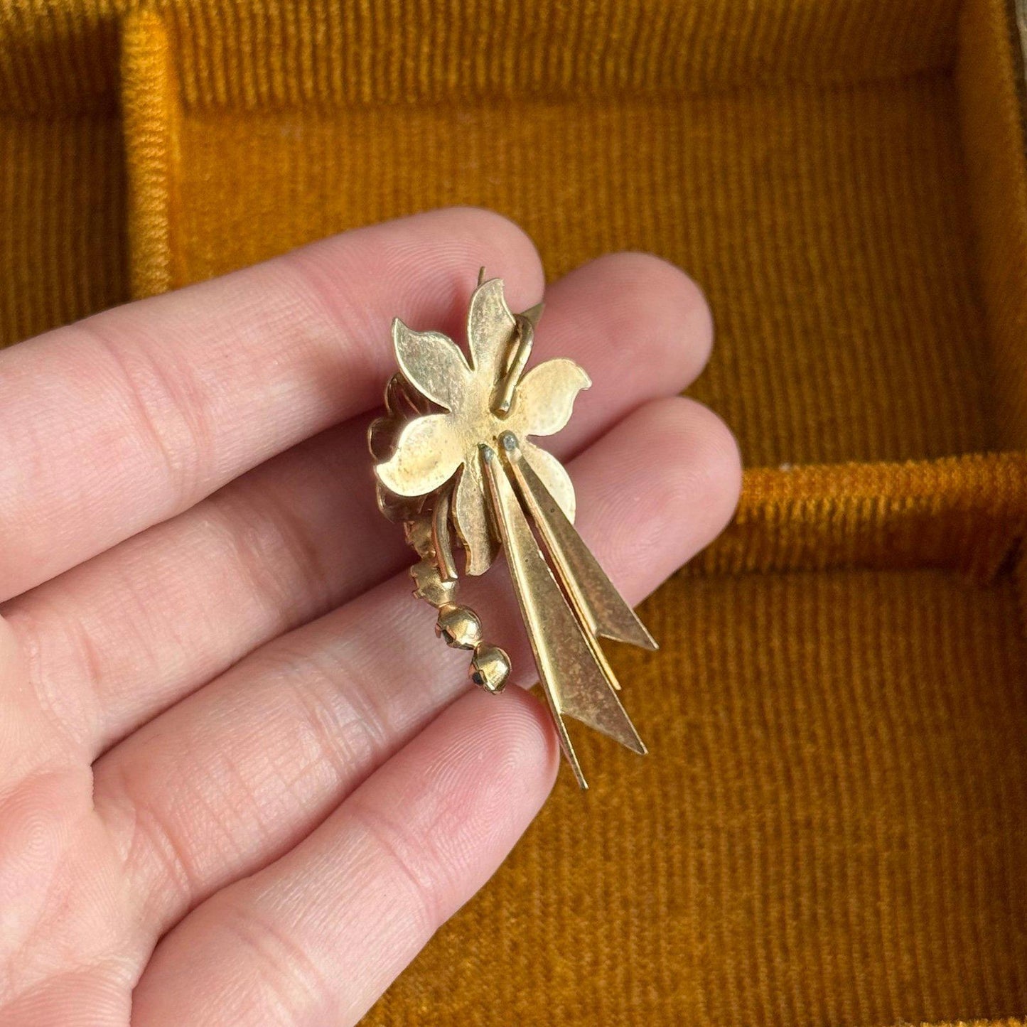 Vintage Gold tone with blue & clear stonesFlower Pendant