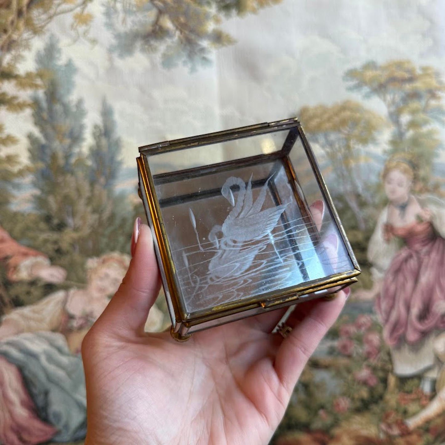 Vintage Square Swan etched Glass Jewelry box