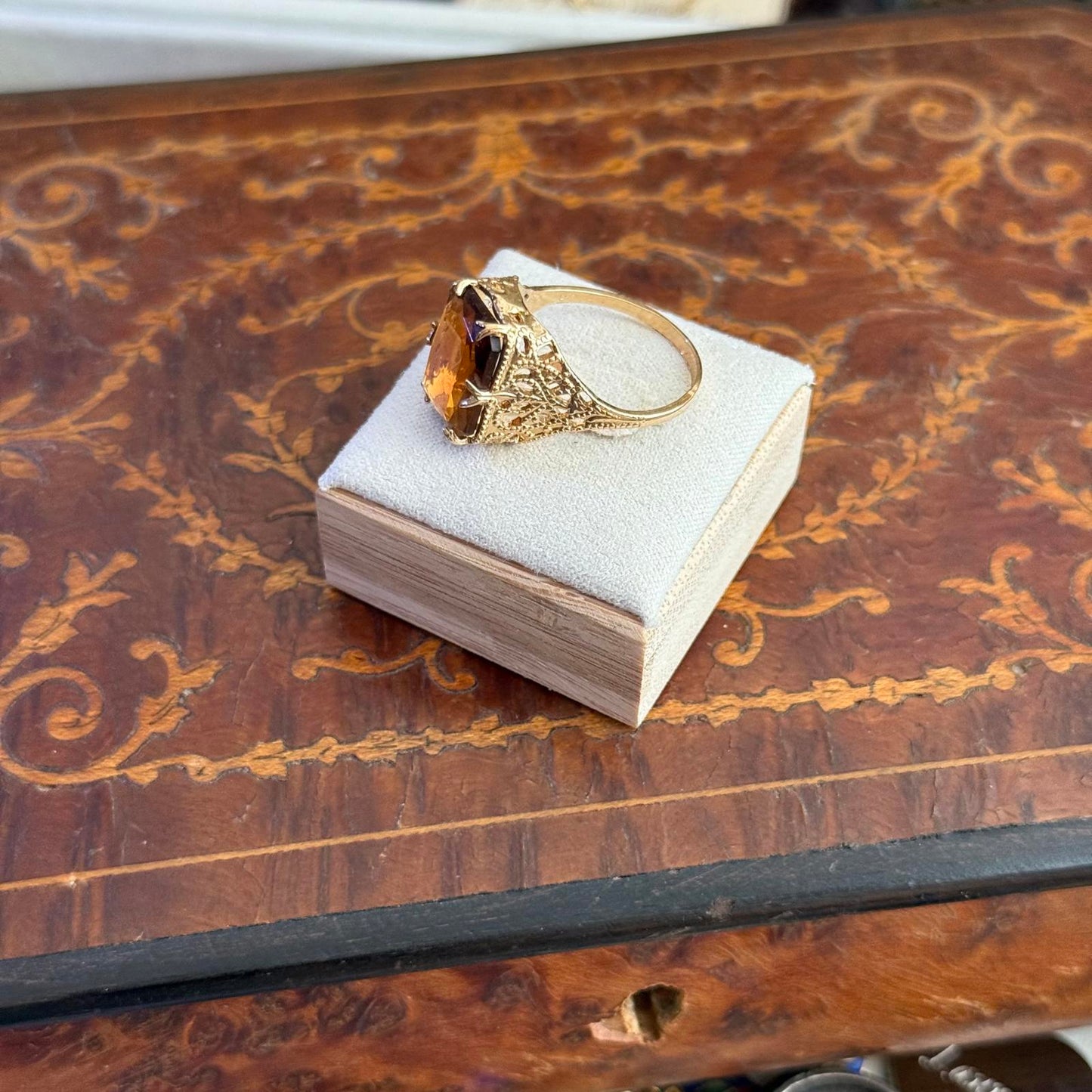 Vintage Style 14kt GE Gold Electroplated Orange Glass stone Ring