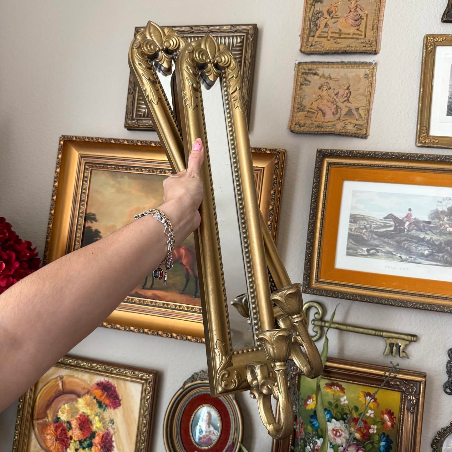 Vintage Gold Mirrored Wall Pillar Candleholders