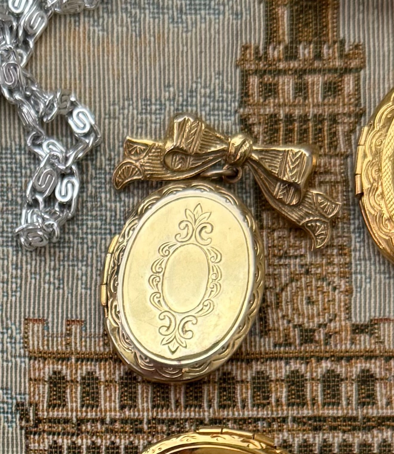 Vintage Faux Cameo Necklace Brooch & Bow brooch