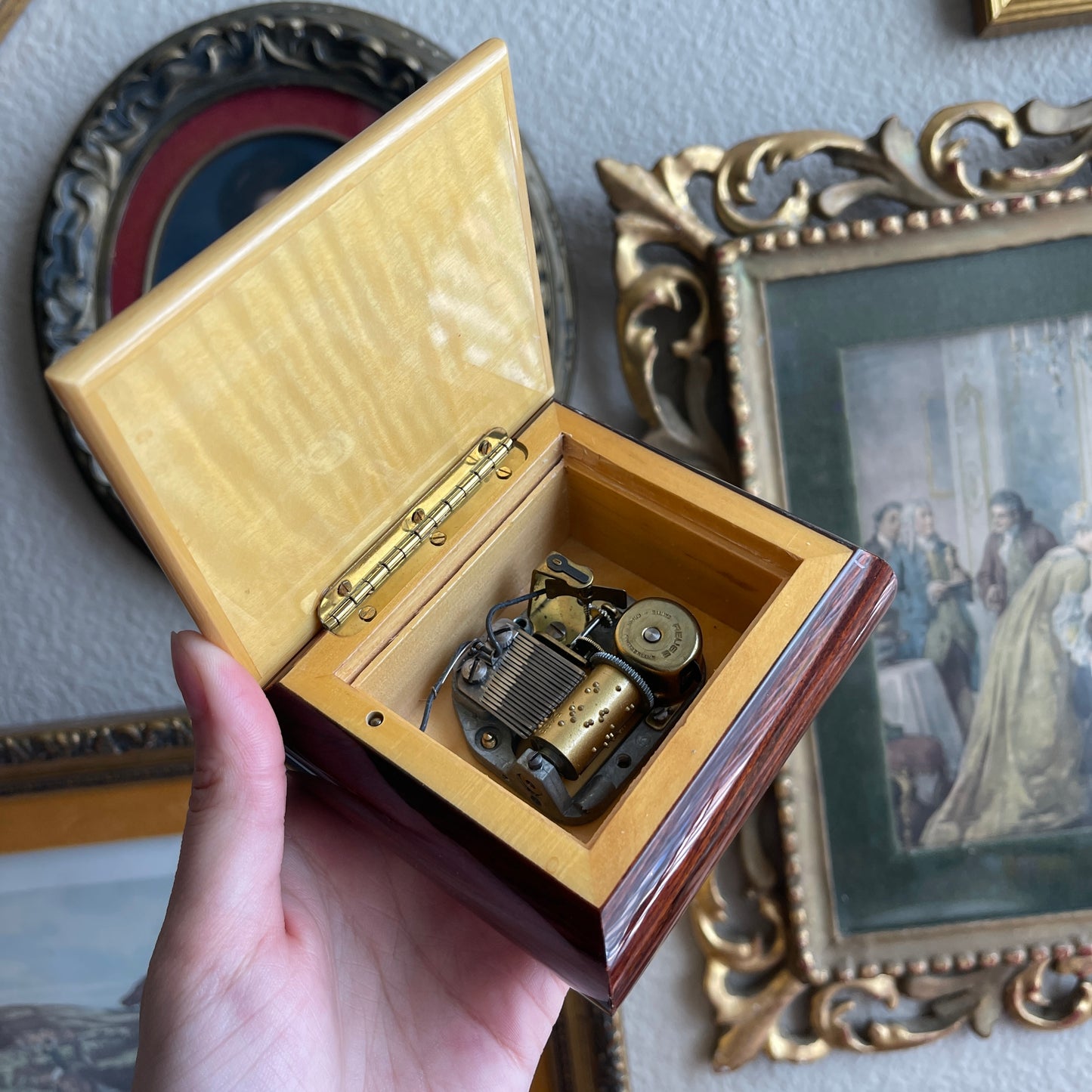 Vintage San Francisco Music Box Co Wood Box Floral Hinged Cover