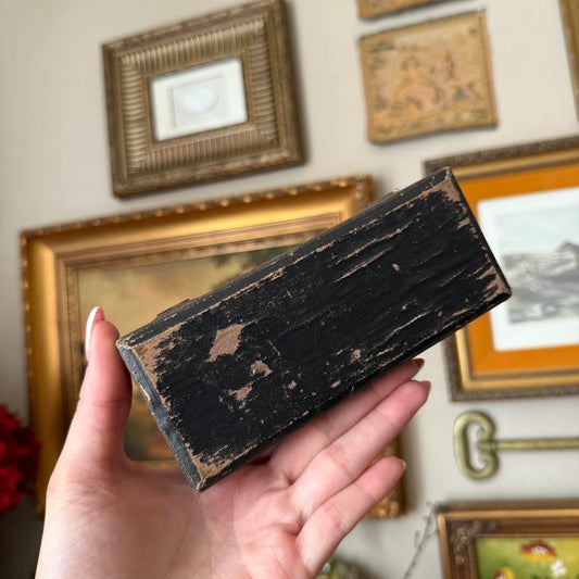 Antique Lined Box