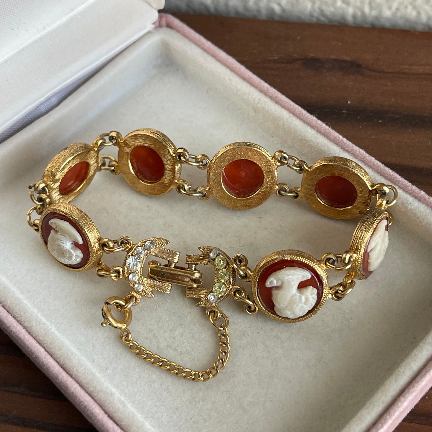 Faux Cameo resin Bracelet