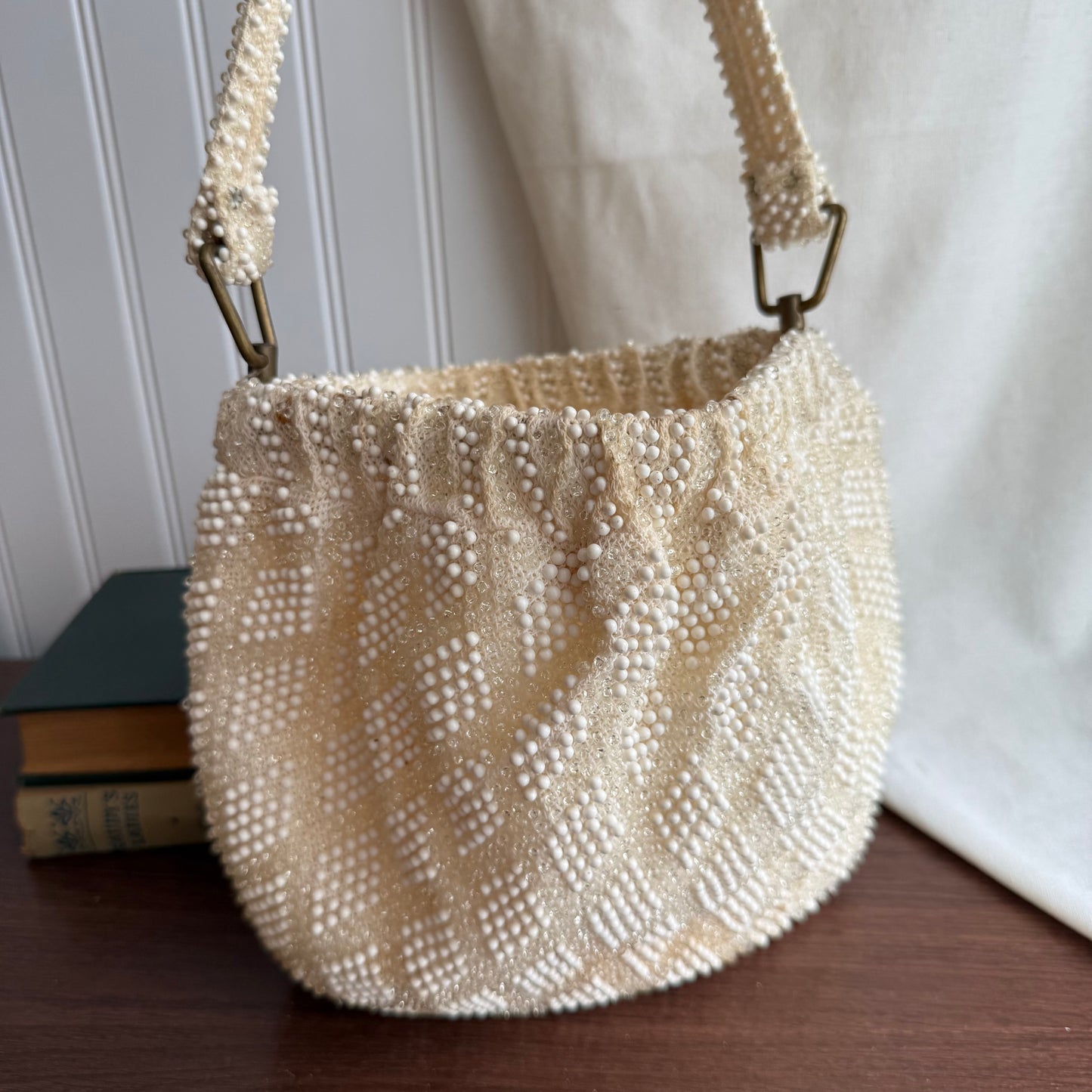 Bounty 1970’s Beaded Knitted Purse Cream Shoulder Bag