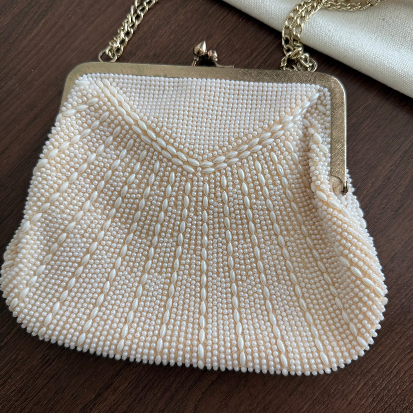 Vintage style Cream beaded Purse