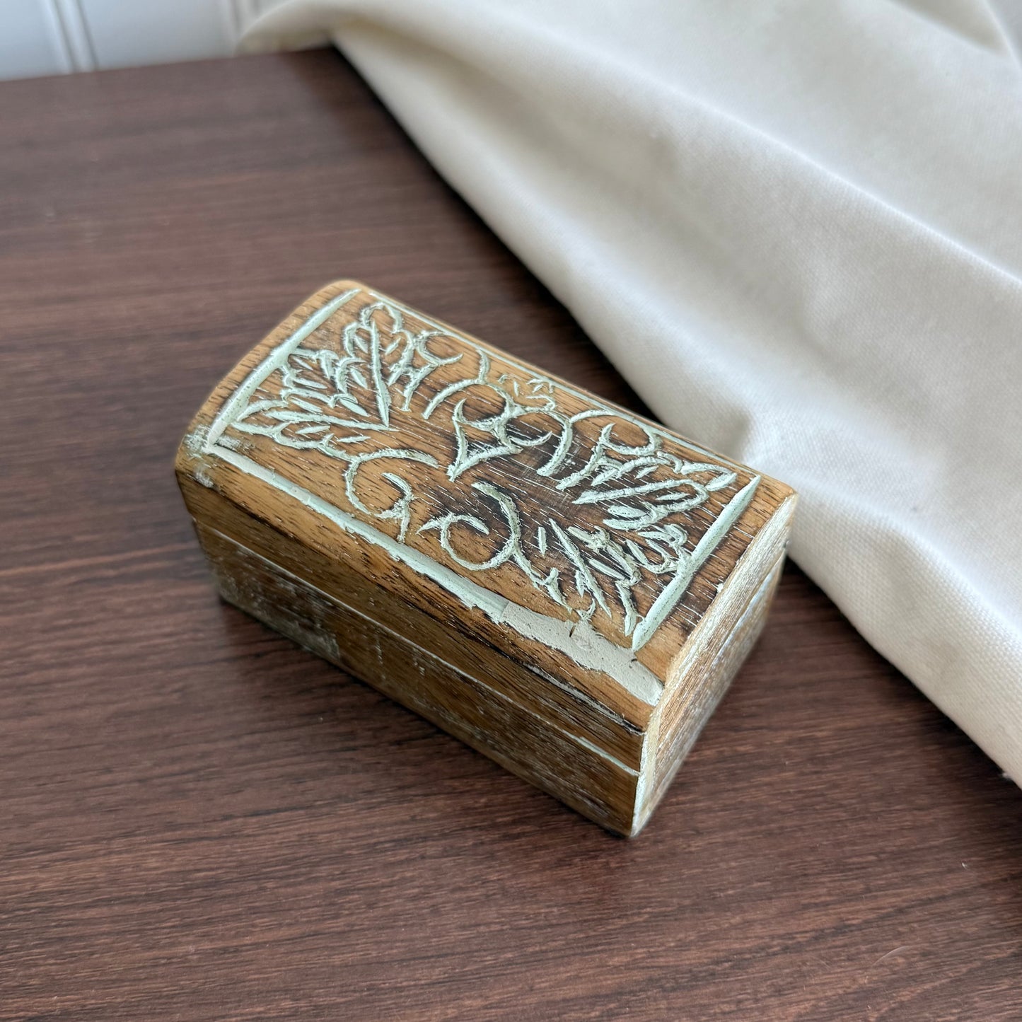 Inlay wooden treasure box