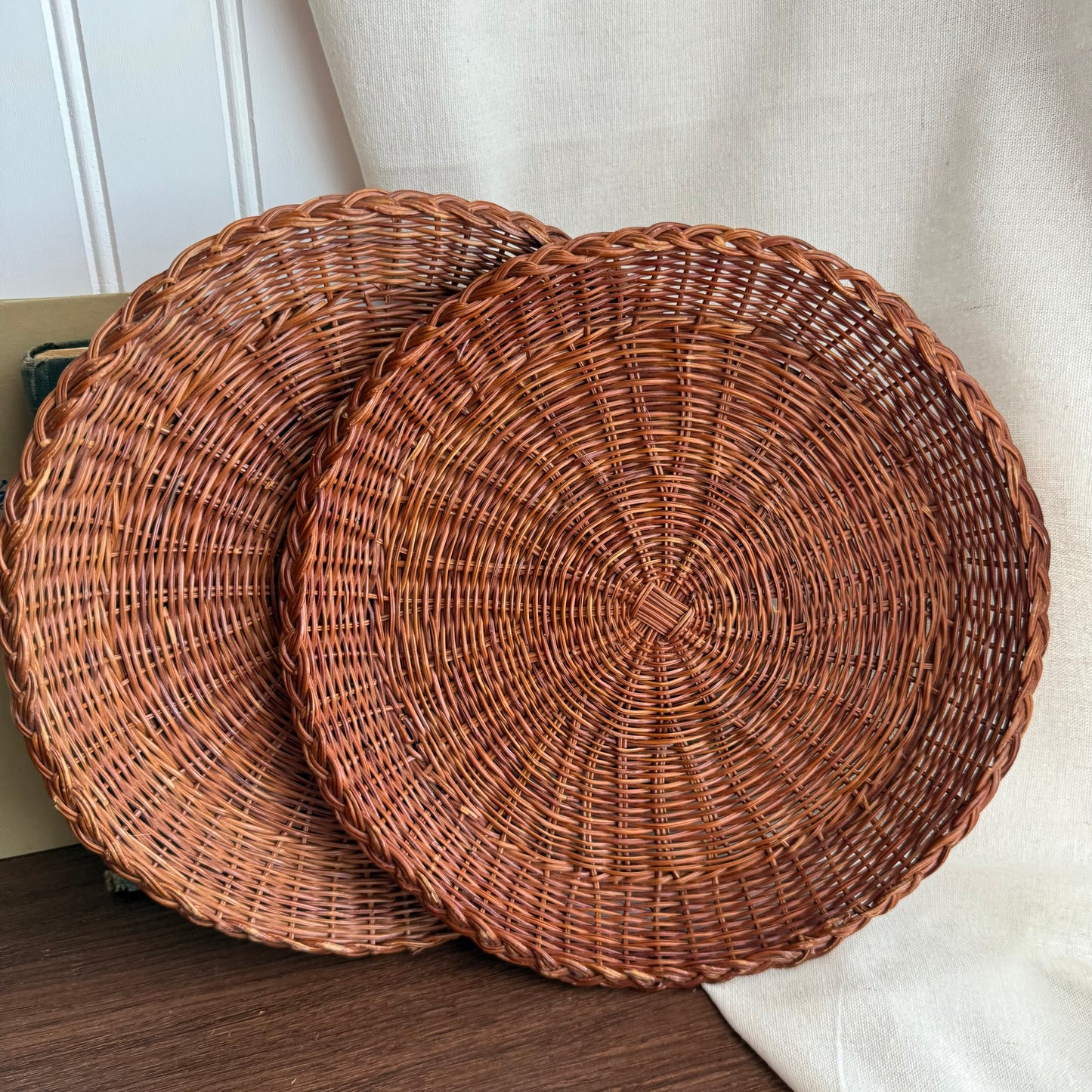 Brown Wicker Rattan Plate Holders